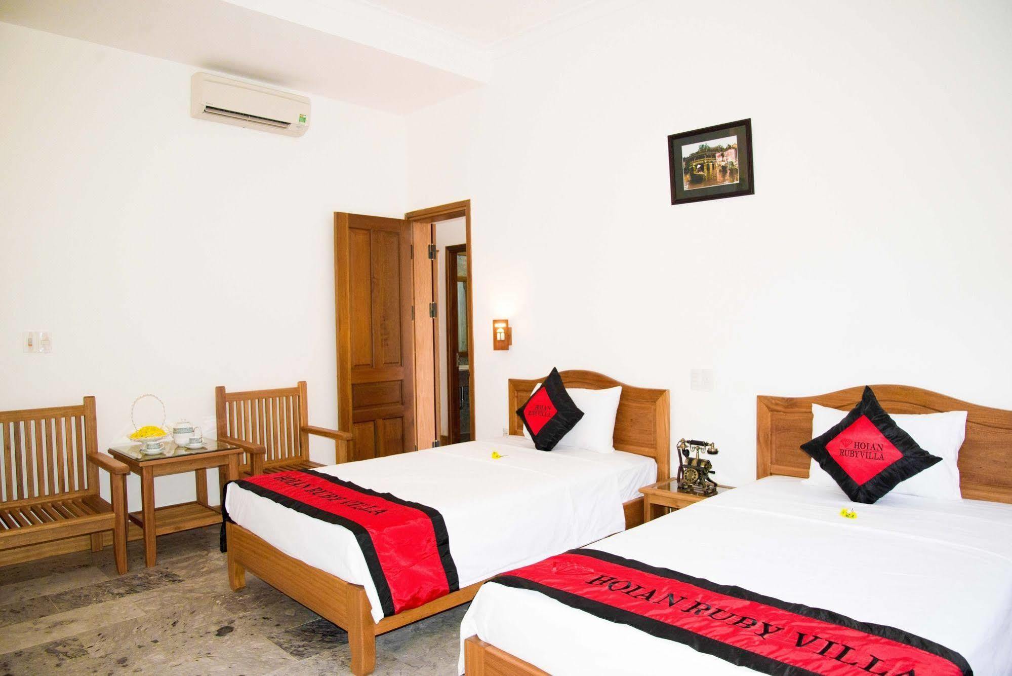 Ruby Hotel Хойан Экстерьер фото