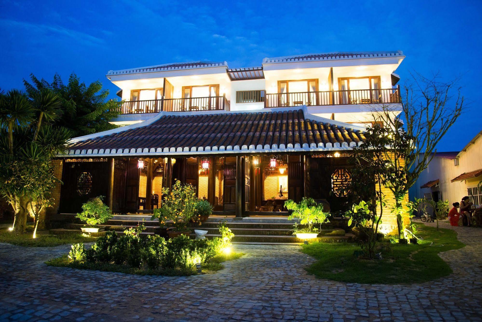 Ruby Hotel Хойан Экстерьер фото